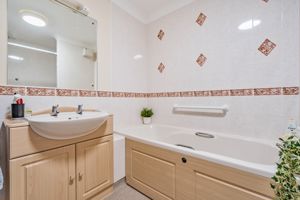 Bath/Wet room - click for photo gallery